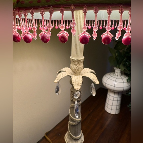 Vintage-Style Table Lamp Bright Green Lamp Shade With Pink Beaded Fringe - Picture 6 of 9